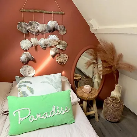 Tiny House - Surfers Paradise Holiday home *