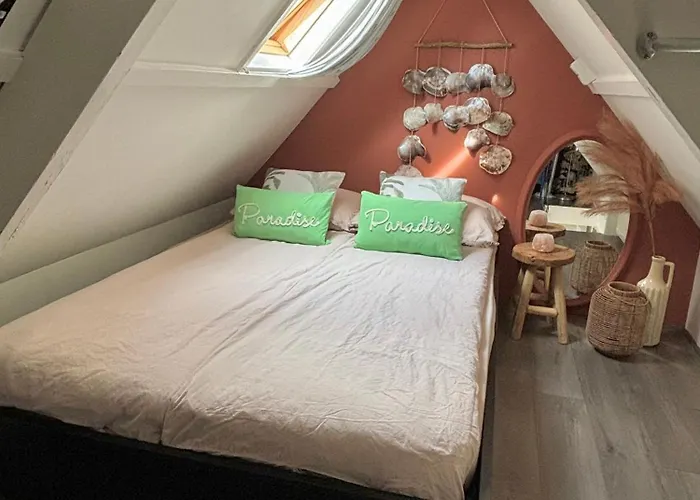 Tiny House - Surfers Paradise *